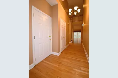 408 Kingsberry Circle, Pittsburgh, PA 15234 - Photo 3
