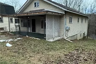 128 Pointview Rd, Pittsburgh, PA 15227 - Photo 3