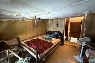 922 Carbon Ave, Central City Borough, PA 15926 - Photo 11