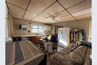 922 Carbon Ave, Central City Borough, PA 15926 - Photo 9