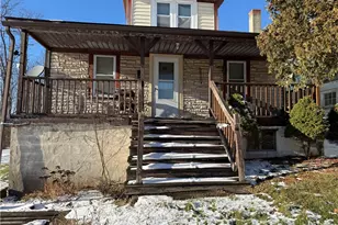 922 Carbon Ave, Central City Borough, PA 15926 - Photo 1