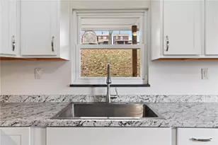 4229 Bristol St, Pittsburgh, PA 15207 - Photo 11