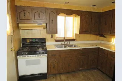 1252 Brinton Rd, Pittsburgh, PA 15221 - Photo 15