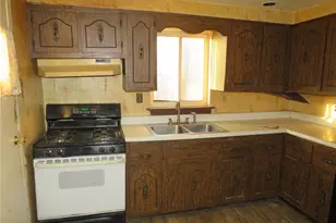 1252 Brinton Rd, Pittsburgh, PA 15221 - Photo 15