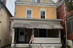 419 Robinson St, Pitcairn, PA 15140 - Photo 1