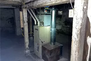 419 Robinson St, Pitcairn, PA 15140 - Photo 9