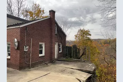 2851 Mount Troy Rd, Pittsburgh, PA 15212 - Photo 3