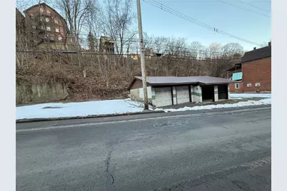 1405 Electric Avenue, North Braddock, PA 15112 - Photo 3