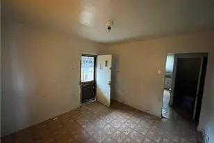 712 5 Penn St, North Braddock, PA 15104 - Photo 5