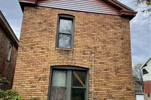 712 5 Penn St, North Braddock, PA 15104 - Photo 3