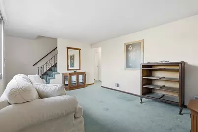 2503 Poinsettia Dr, White Oak, PA 15131 - Photo 9