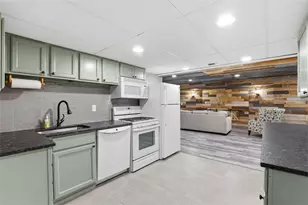 1318 Deerfield Ln, West Leechburg, PA 15656 - Photo 31