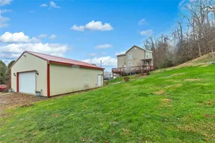 504 Howell St, Dawson, PA 15428 - Photo 7