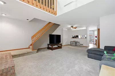 1404 Towne Square Dr, Pittsburgh, PA 15101 - Photo 7