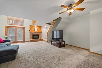 1404 Towne Square Dr, Pittsburgh, PA 15101 - Photo 5