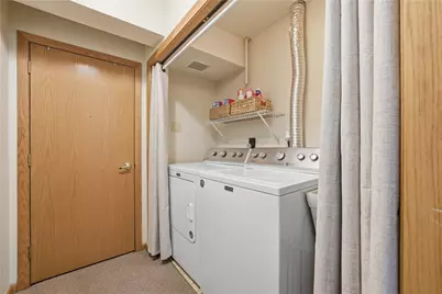 1404 Towne Square Dr, Pittsburgh, PA 15101 - Photo 27