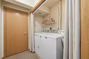 1404 Towne Square Dr, Pittsburgh, PA 15101 - Photo 27