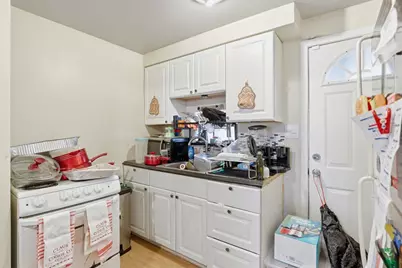 2402 Laketon Rd, Pittsburgh, PA 15221 - Photo 25