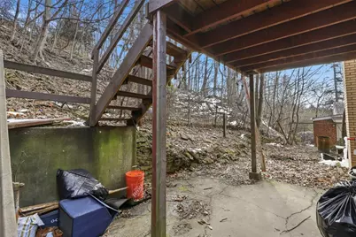2402 Laketon Rd, Pittsburgh, PA 15221 - Photo 31