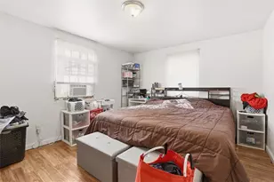 2402 Laketon Rd, Pittsburgh, PA 15221 - Photo 11