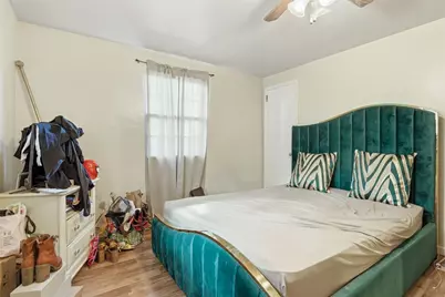 2402 Laketon Rd, Pittsburgh, PA 15221 - Photo 27