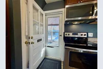 1130 McCabe St, Pittsburgh, PA 15201 - Photo 13