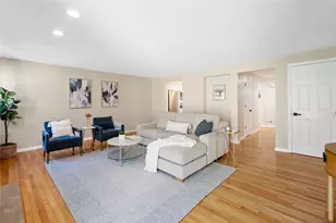 402 Forest Ridge Dr, Pittsburgh, PA 15221 - Photo 3