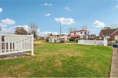 814 Laura St, West Mifflin, PA 15122 - Photo 37