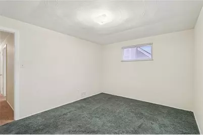 814 Laura St, West Mifflin, PA 15122 - Photo 15