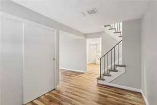 537 Fieldstone Dr, Monroeville, PA 15146 - Photo 5