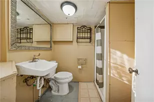 25 Jonquil Pl, Pittsburgh, PA 15228 - Photo 17