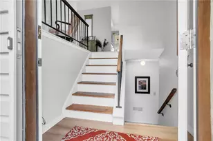 220 Cameron Dr, Cranberry Township, PA 16066 - Photo 5