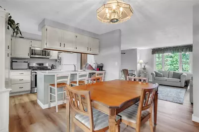 220 Cameron Dr, Cranberry Township, PA 16066 - Photo 11