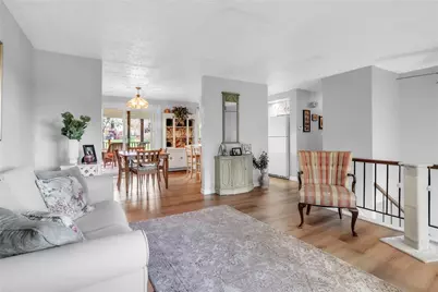 220 Cameron Dr, Cranberry Township, PA 16066 - Photo 7