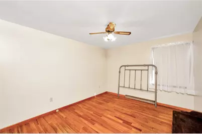 112 Elise Dr, Center Township, PA 16001 - Photo 23