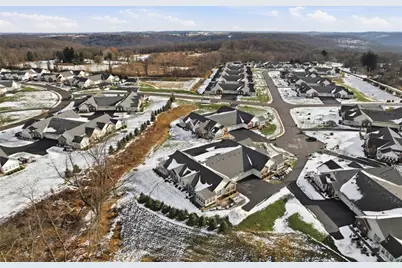 6024 Laurel Ct, Lancaster Township, PA 16037 - Photo 35