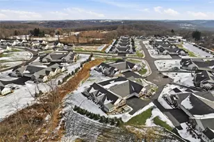 6024 Laurel Ct, Lancaster Township, PA 16037 - Photo 35