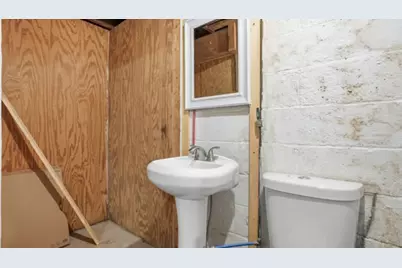 908 Aetna Dr, Ellwood City, PA 16117 - Photo 33