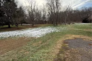 416 Country Club Dr, Ellwood City, PA 16117 - Photo 27