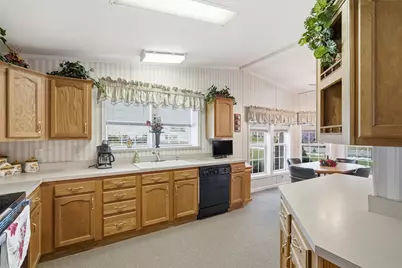 2001 Pond Ln, Elizabeth Twp/Boro, PA 15037 - Photo 11