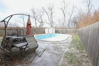 210 Livingston Rd, West Mifflin, PA 15122 - Photo 19