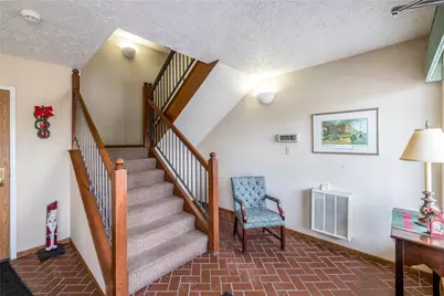 104 Clubhouse Dr #104, South Strabane, PA 15301 - Photo 3