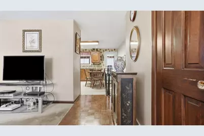 525 Greenbriar Avenue, New Kensington, PA 15068 - Photo 9