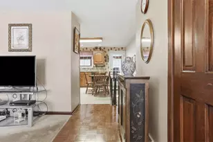 525 Greenbriar Ave, New Kensington, PA 15068 - Photo 9