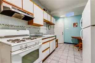 2242 Milligan Ave, Pittsburgh, PA 15218 - Photo 15