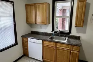 424 Grandview Ave, West Mifflin, PA 15122 - Photo 5