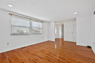 2203 Open Meadow Cir, South Fayette, PA 15017 - Photo 5