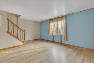 319 Bellford Ct, Cranberry Township, PA 16066 - Photo 5