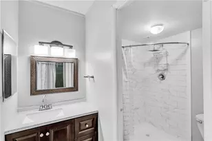 2401 Charlemagne Cir, Ross Twp, PA 15237 - Photo 17