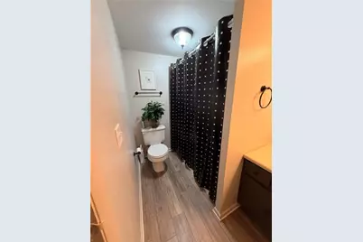 2401 Charlemagne Cir, Ross Twp, PA 15237 - Photo 15